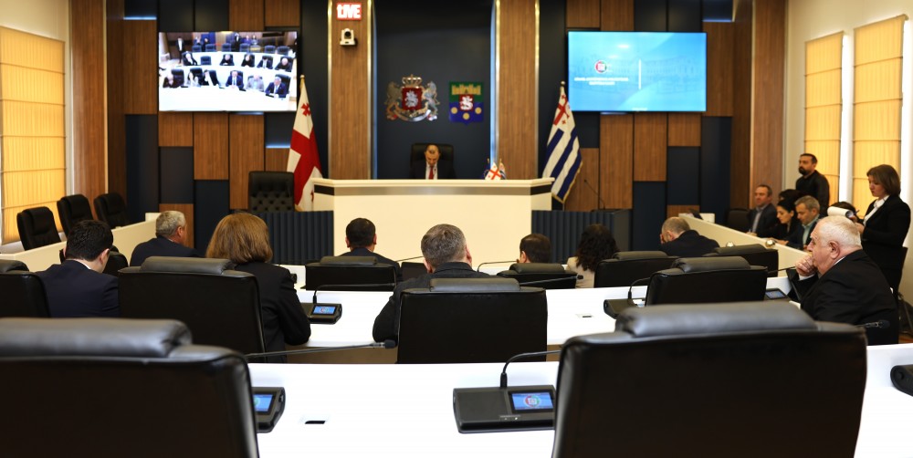 უმაღლეს საბჭოში საგაზაფხულო სესია გაიხსნა