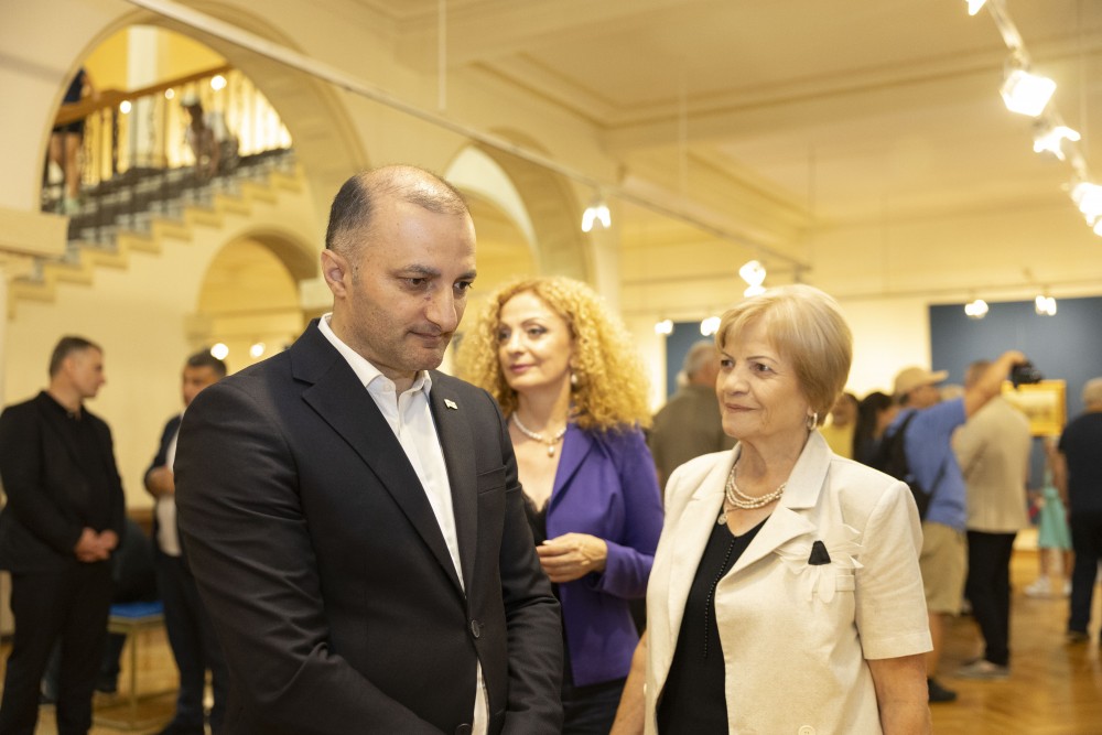 “ისტორია პორტრეტებად“