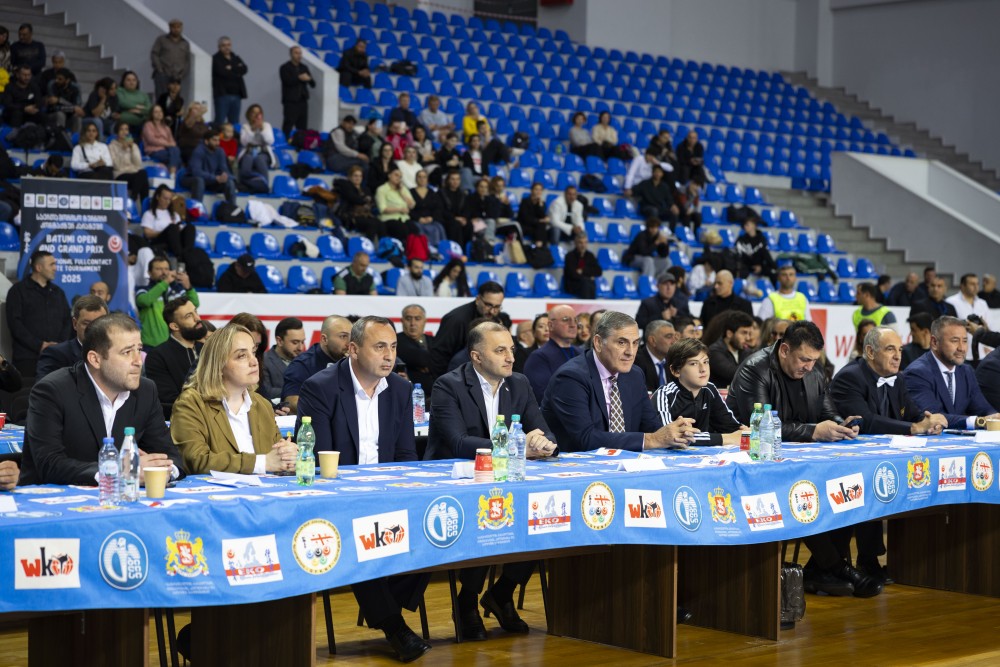 ბათუმში დასრულდა საერთაშორისო ტურნირი კონტაქტურ კარატეში 