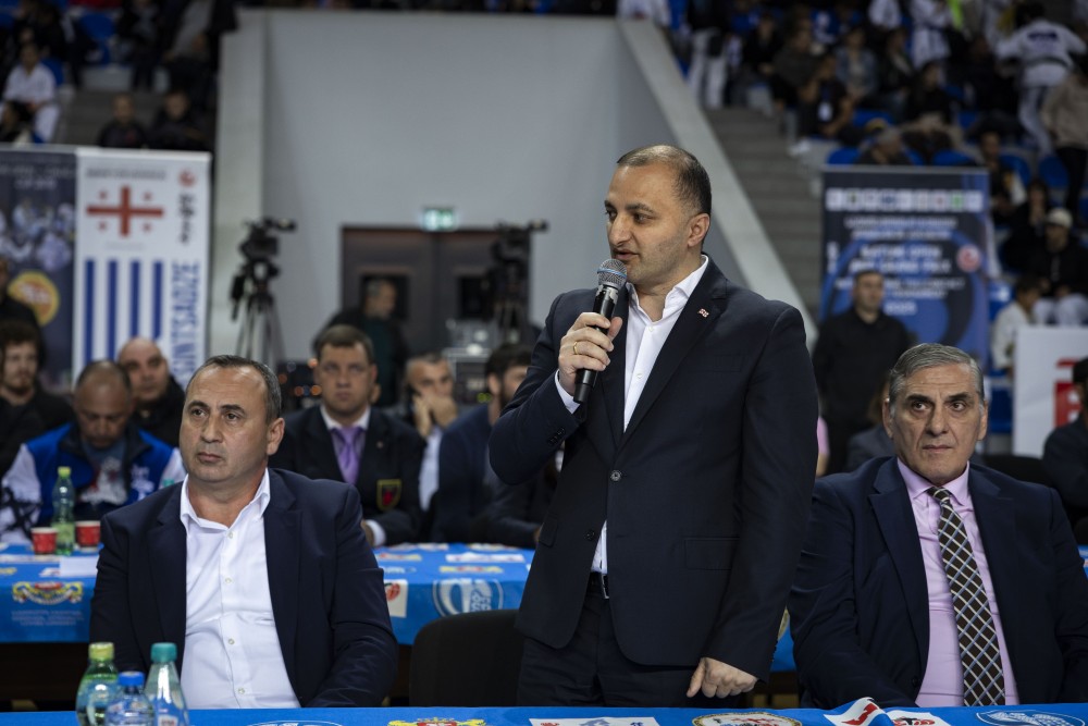 ბათუმში დასრულდა საერთაშორისო ტურნირი კონტაქტურ კარატეში 