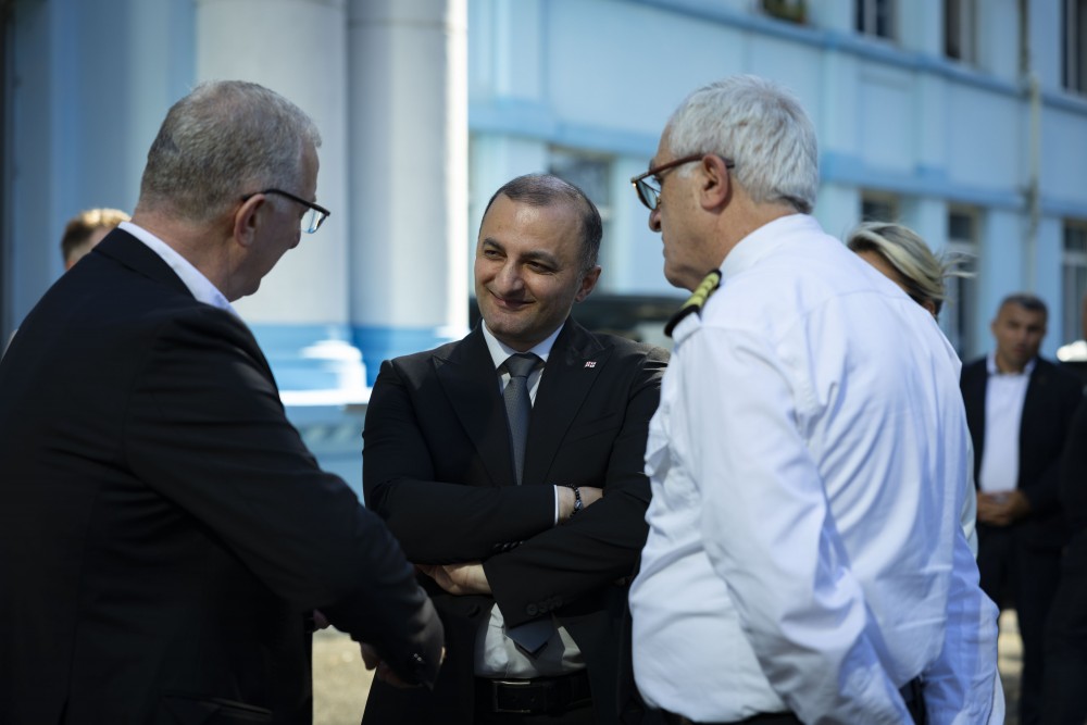 დავით გაბაიძემ მომავალ მეზღვაურებს ახალი სასწავლო წლის დაწყება მიულოცა