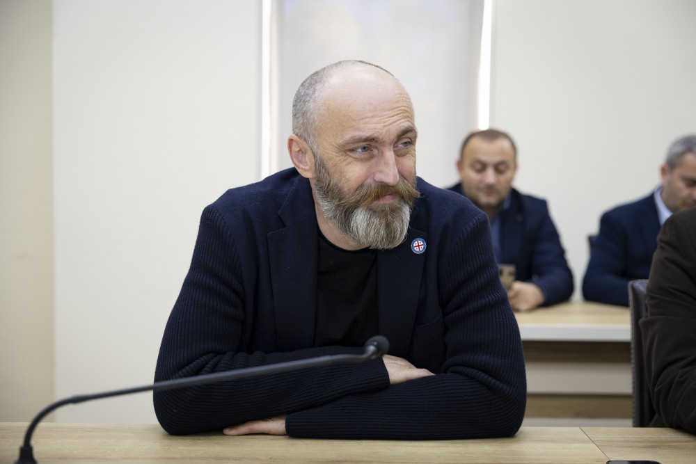  ბიუროს სხდომა