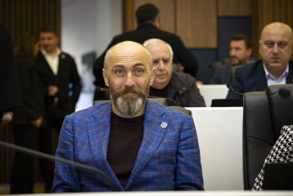 ვახტანგ ბერიძესა და მამუკა თურმანიძეს ვადამდე შეუწყდათ უმაღლესი საბჭოს წევრის უფლებამოსილება