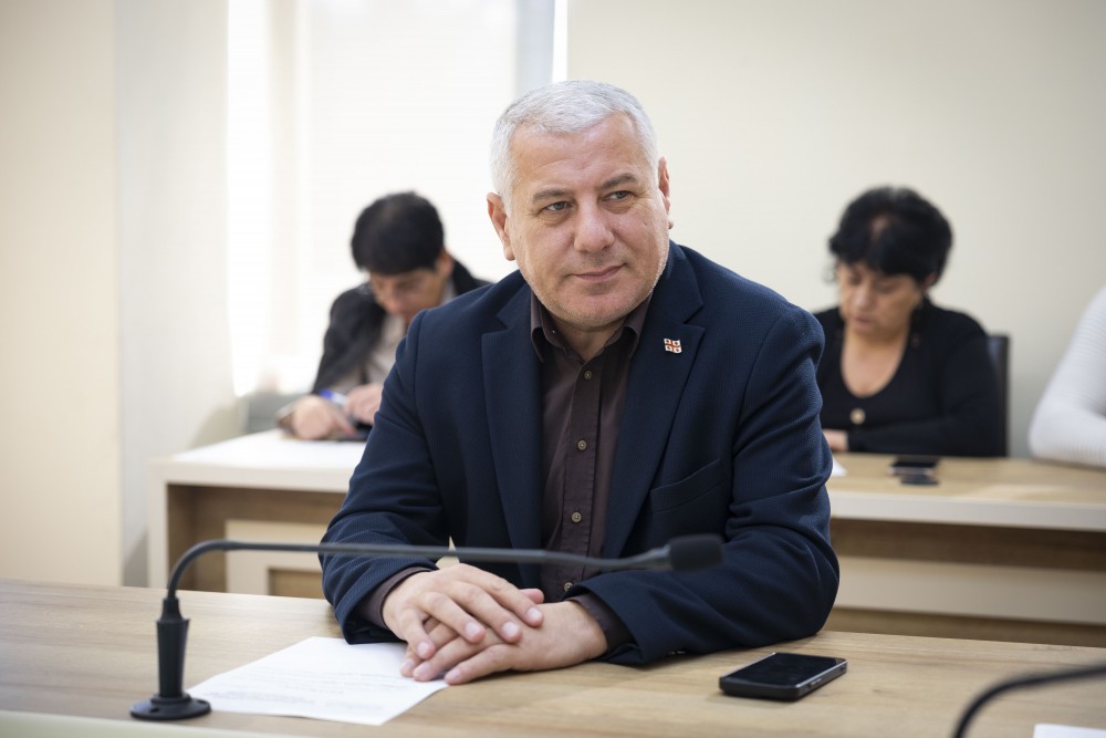 კომიტეტი უმაღლესი საბჭოს გამოკლებული წევრების ადგილმონაცვლეთა  უფლებამოსილების ცნობას მხარს უჭერს                                              