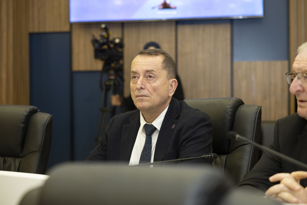 უმაღლეს საბჭოში ორი დარგობრივი კომიტეტის თავმჯდომარე აირჩიეს