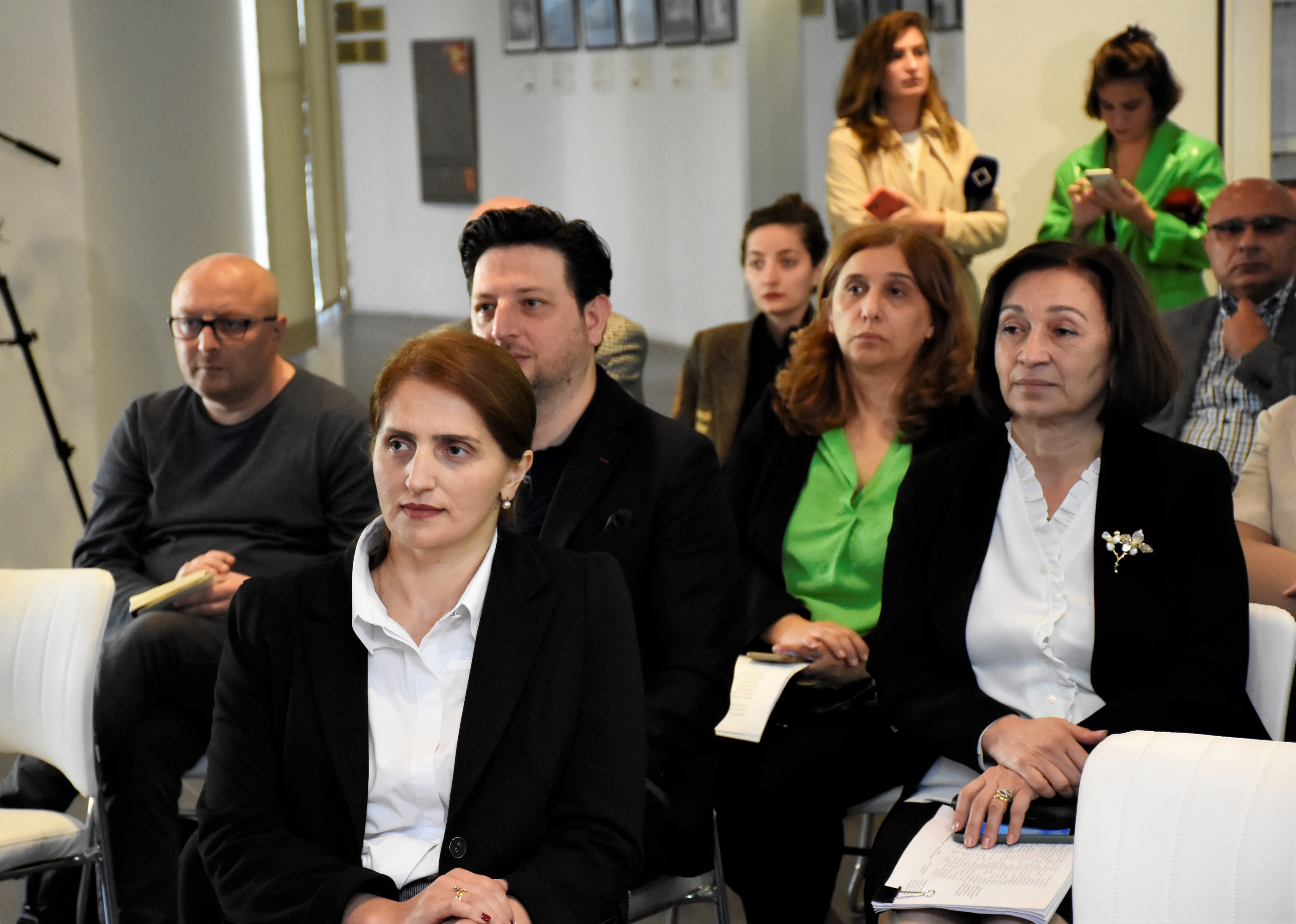 ჯანმრთელობის  დაცვისა  და  სოციალურ საკითხთა და ადამიანის უფლებათა დაცვის საკითხთა კომიტეტების  სამუშაო შეხვედრა