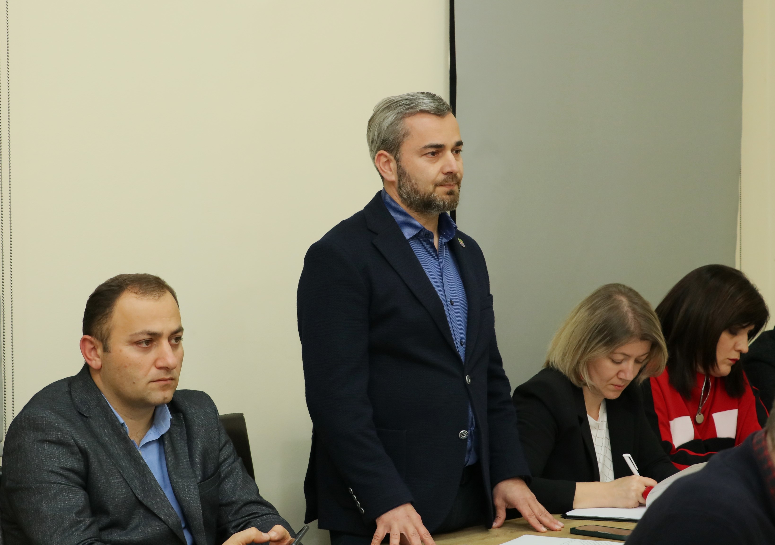 &nbsp;ბიუროს სხდომა