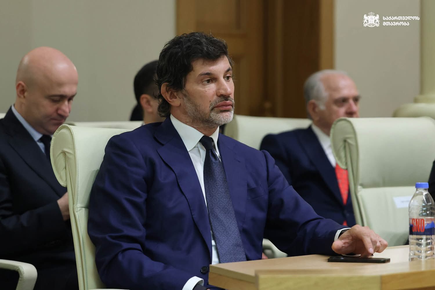 დავით გაბაიძე და სულხან თამაზაშვილი საქართველოს პარლამენტში პრემიერ-მინისტრის გამოსვლას დაესწრნენ 