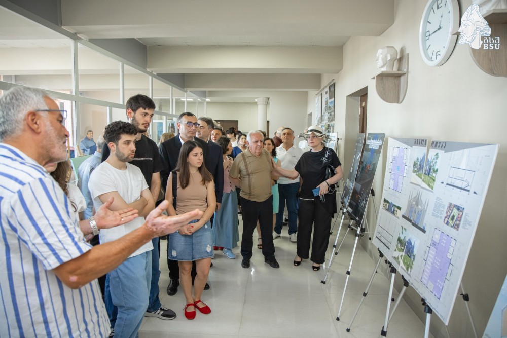დავით თედორაძე, ბსუ-ს ტექნოლოგიურ ფაკულტეტზე პროფესორ რევაზ სტურუას აუდიტორიის გახსნას დაესწრო