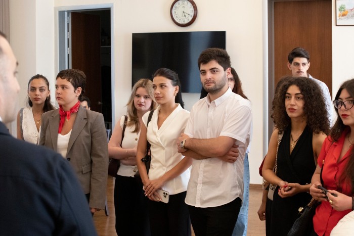 დავით გაბაიძემ ბათუმის შოთა რუსთაველის სახელმწიფო უნივერსიტეტის სტუდენტებს უმასპინძლა