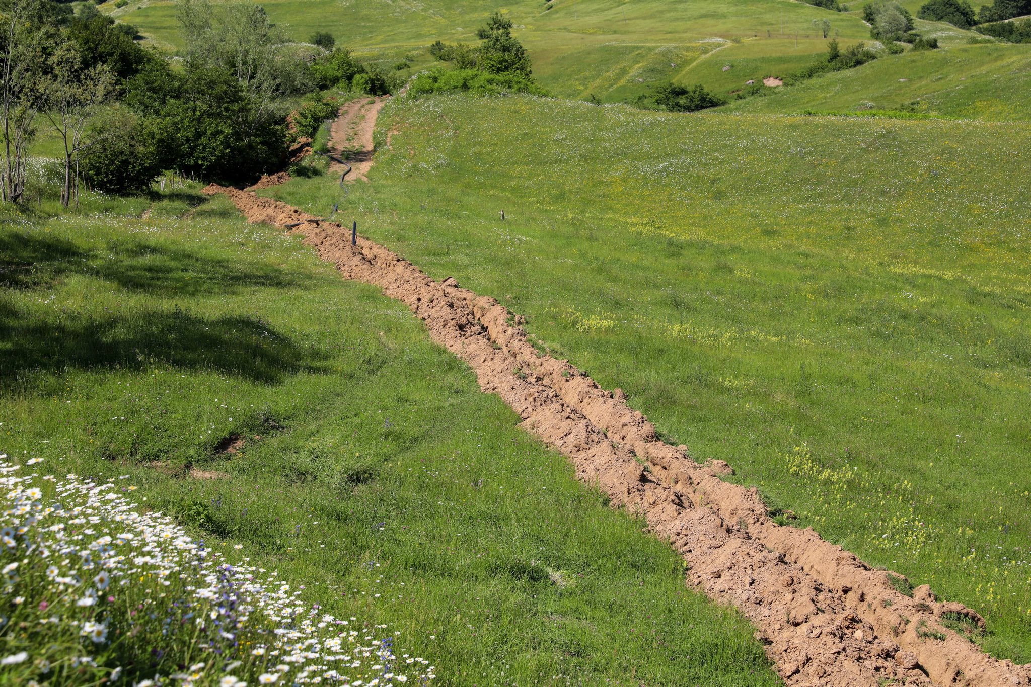 ვახტანგ ბერიძე ხულოში მიმდინარე ინფრასტრუქტურულ პროექტებს გაეცნო