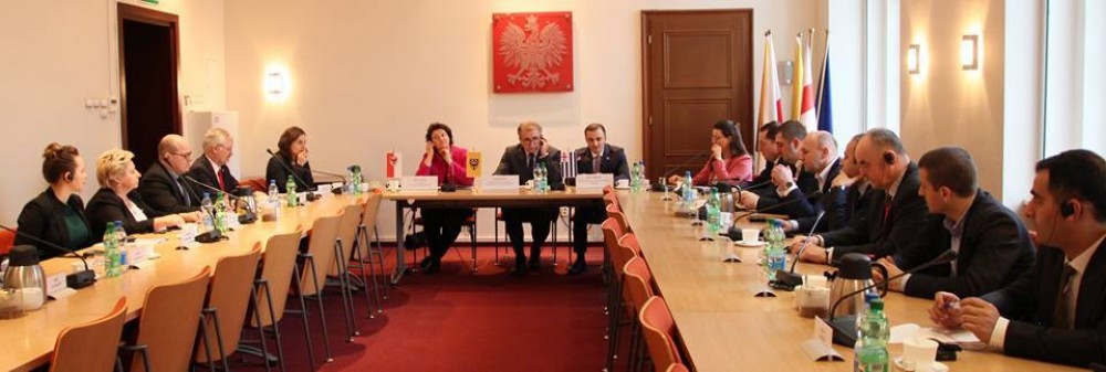 ვროცლავში რეგიონულ პარლამენტთა სამმხრივი სხდომა გაიმართა