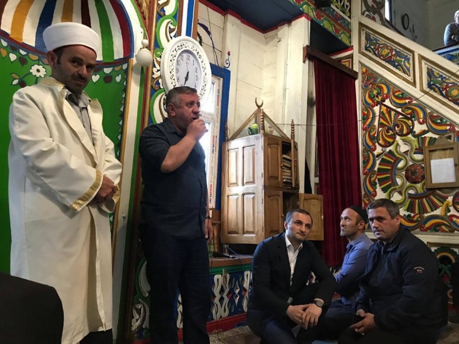 დავით გაბაიძემ მორწმუნეებს რამაზან ბაირამი მიულოცა