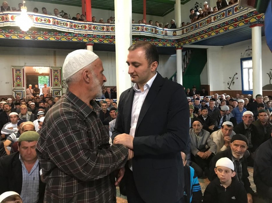 დავით გაბაიძემ მორწმუნეებს რამაზან ბაირამი მიულოცა