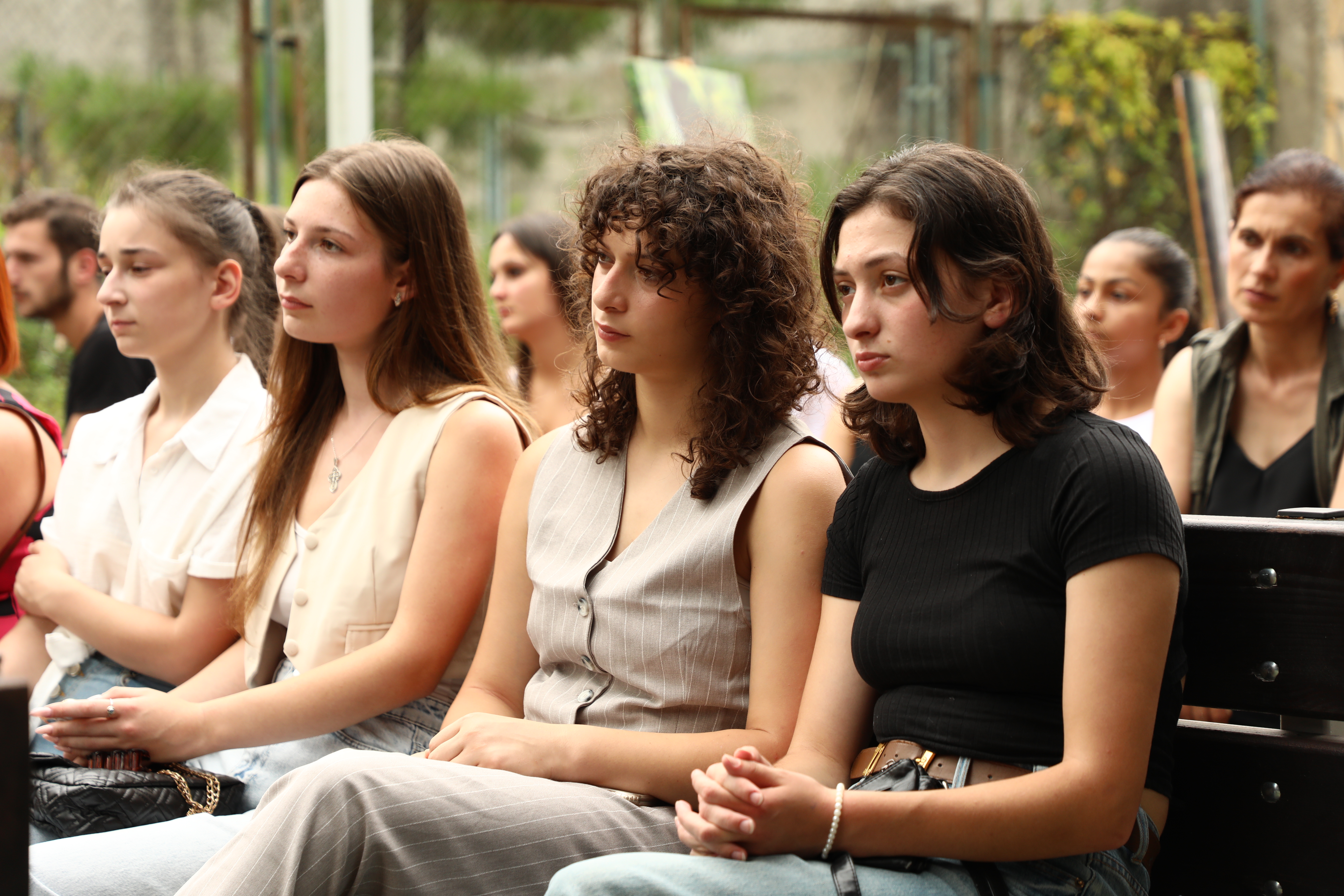 ხელვაჩაურში წარმატებული მოსწავლეები დააჯილდოეს