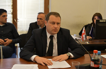 პარლამენტში ლადო მგალობლიშვილის ინიციატივა მესამე მოსმენით განიხილეს