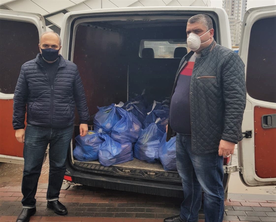 გიორგი რომანაძემ სოციალურად დაუცველები მოინახულა