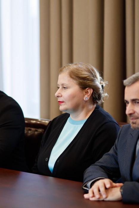 დავით გაბაიძემ მეცნიერ-თანამშრომლები დააჯილდოვა