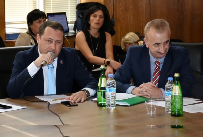 ლადო მგალობლიშვილის საკანონმდებლო ინიციატივას პარლამენტის რეგიონული პოლიტიკისა და თვითმმართველობის კომიტეტმა მხარი დაუჭირა