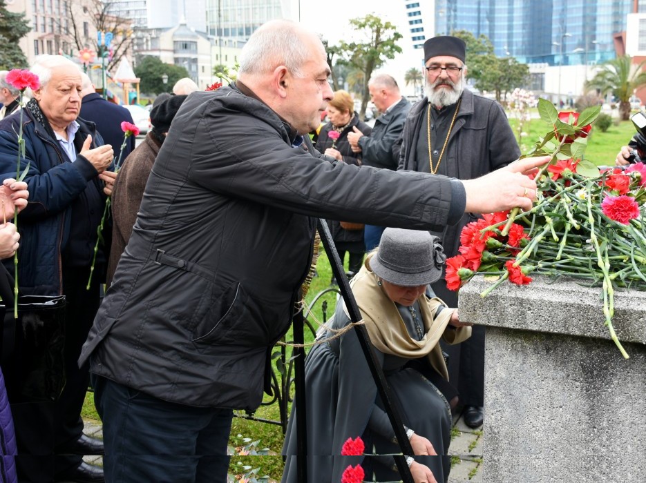 98 წელი... ბათუმისათვის ბრძოლებიდან