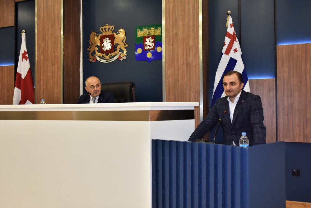 ჯილდოების შესახებ კანონის პროექტი 14 ხმით დამტკიცებულია