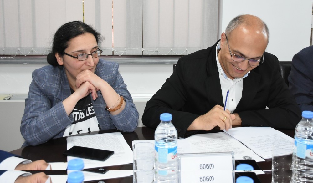 ბიუროს სხდომა