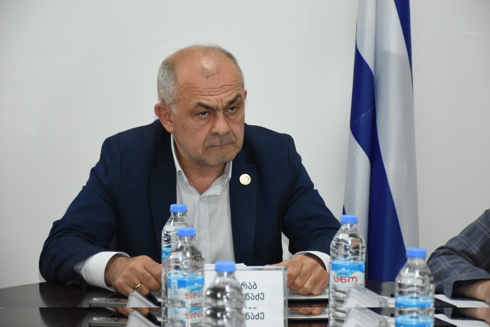 ბიუროს სხდომა