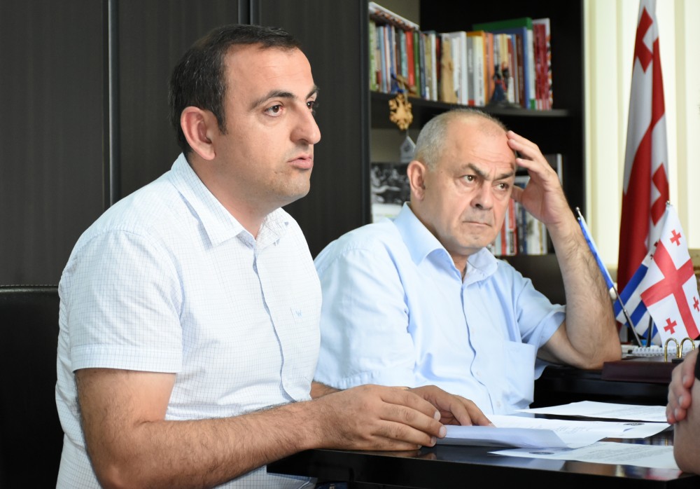 კომიტეტის დასკვნა ბიუროს წარედგინება