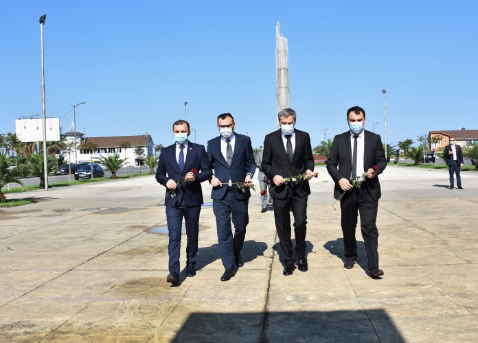 საქართველო გმირებს არ ივიწყებს!