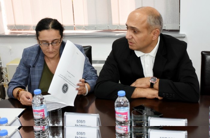 ბიუროს სხდომა