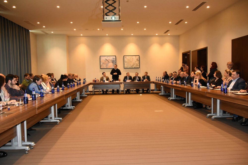 შეფასებითი კვლევის ანგარიშის პრეზენტაცია