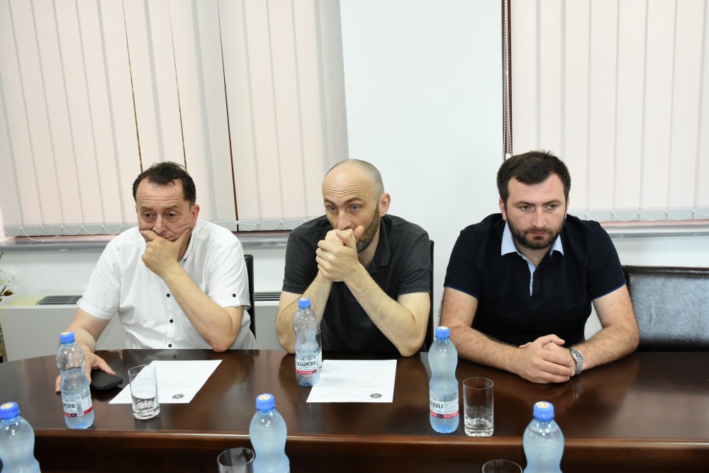 კომიტეტმა ინფორმაცია ცნობად მიიღო