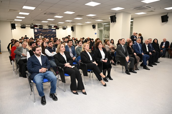 რამაზ ჯინჭარაძე წარმატებული სპორტსმენების, მწვრთნელების, სპორტის სფეროში მოღვაწეთა დაჯილდოების ცერემონიას დაესწრო