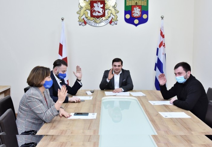 კომიტეტის დებულება ბიუროს წარედგინება