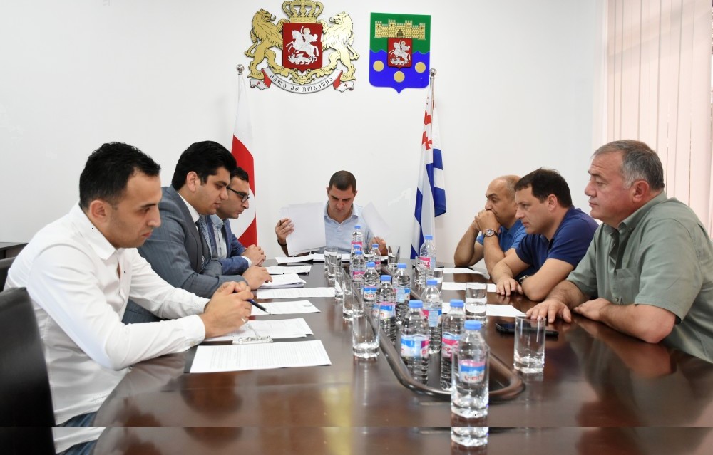  აგრარულ და გარემოს დაცვის საკითხთა კომიტეტის სხდომა