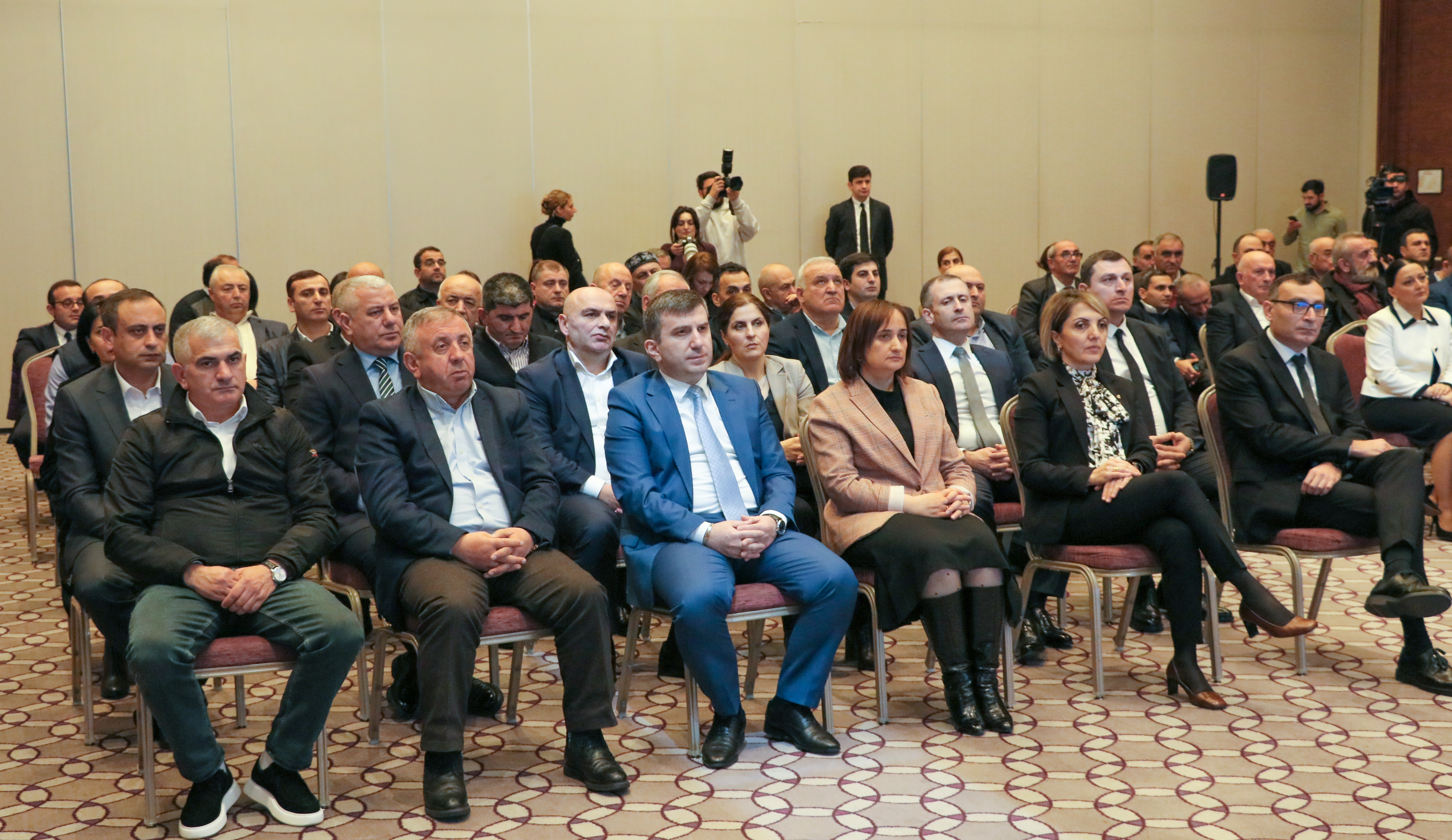 უმაღლესი საბჭოს წევრები  აჭარის სოფლის მეურნეობის სამინისტროს შემაჯამებელ შეხვედრაში მონაწილეობდნენ