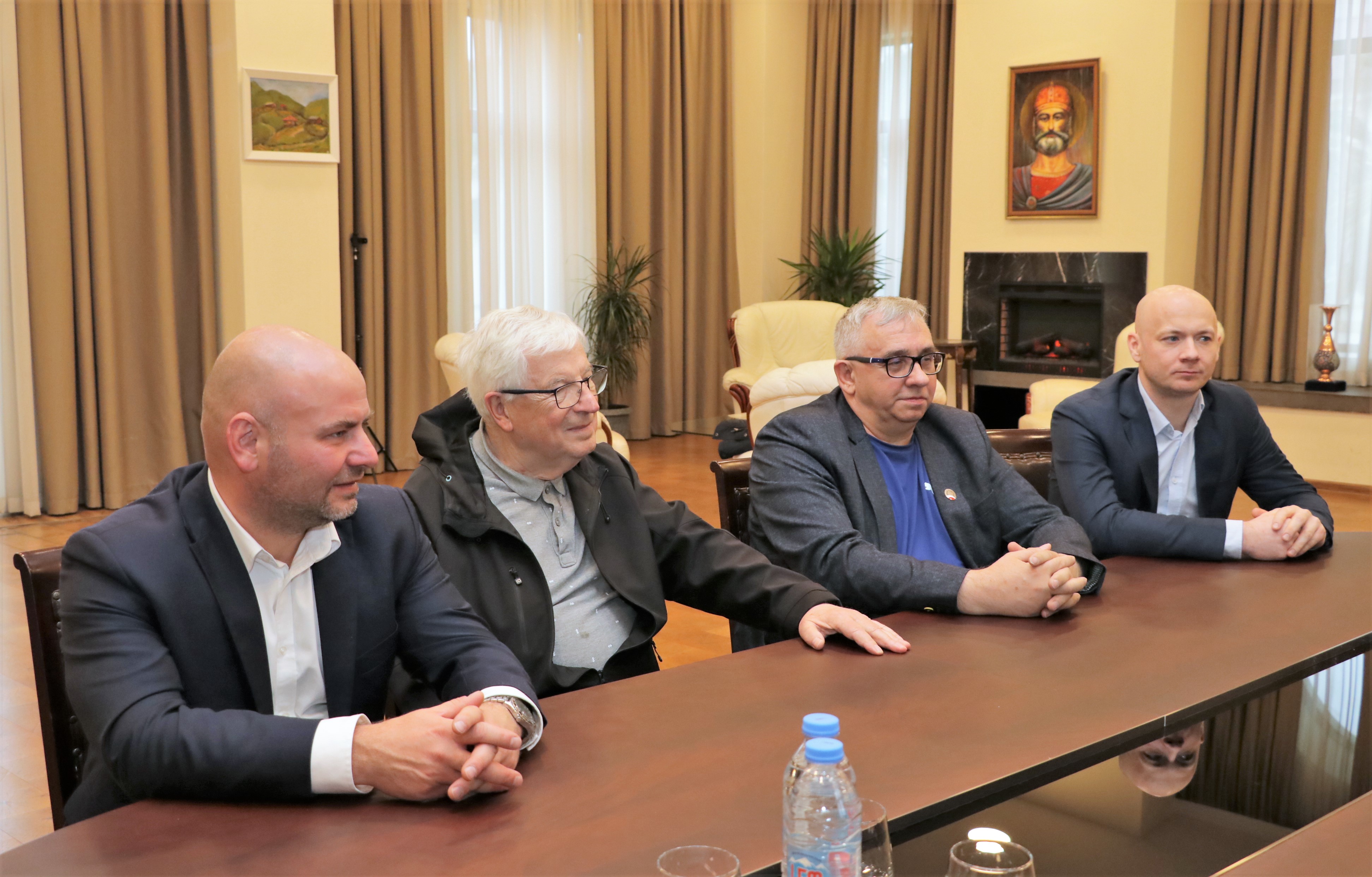 დავით გაბაიძემ პოლონეთის ქვემო სილეზიის სავოევოდოს წარმომადგენლებს უმასპინძლა