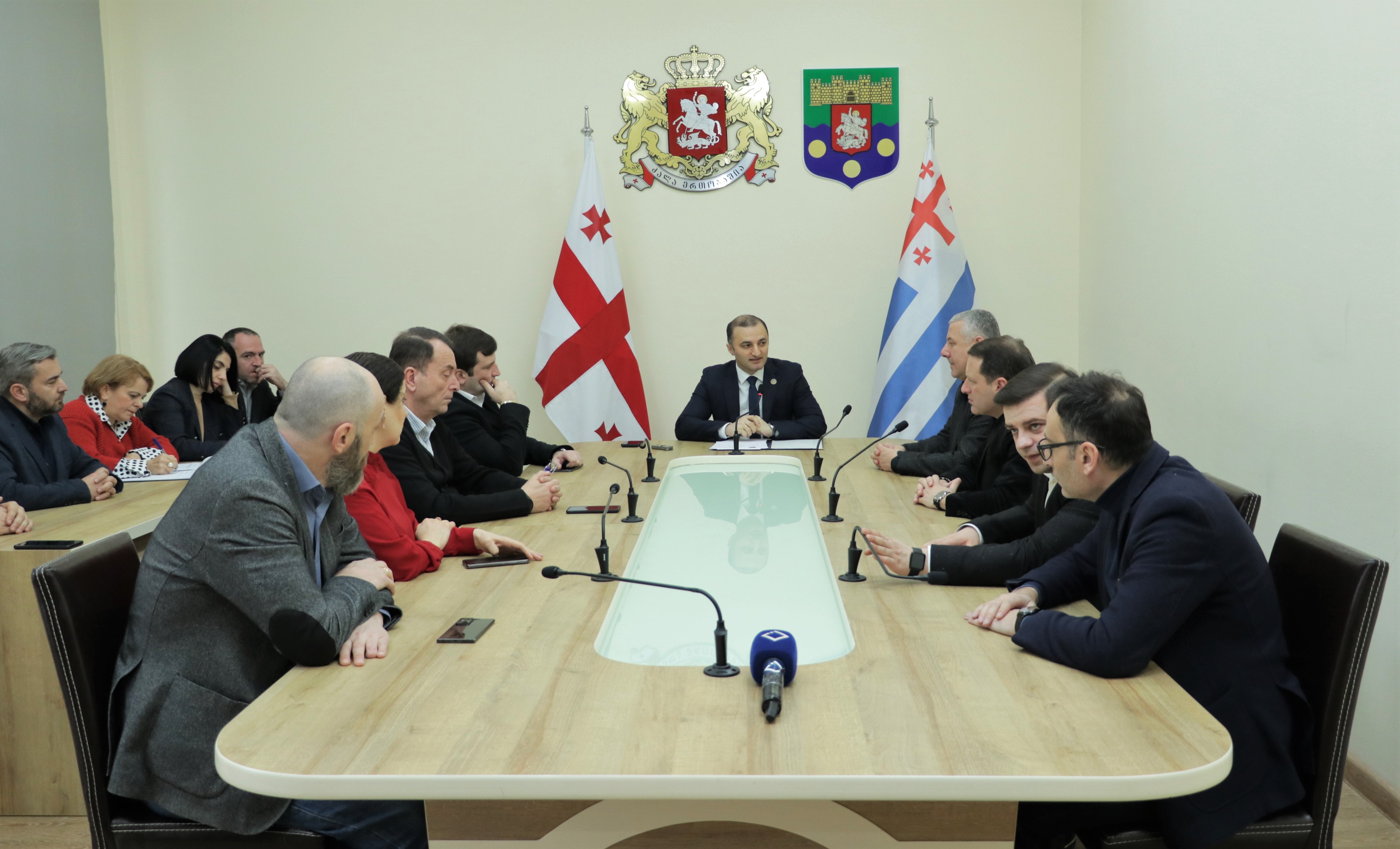 ბიუროს სხდომა