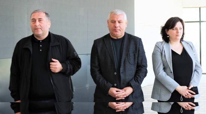 ფრიდონ ფუტკარაძე და ლაშა სირაბიძე ქედისა და პირველი მაისის მცხოვრებლებს  შეხვდნენ