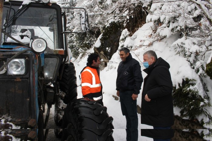 მუნიციპალიტეტებში საავტომობილო გზების გაწმენდითი სამუშაოები მიმდინარეობს