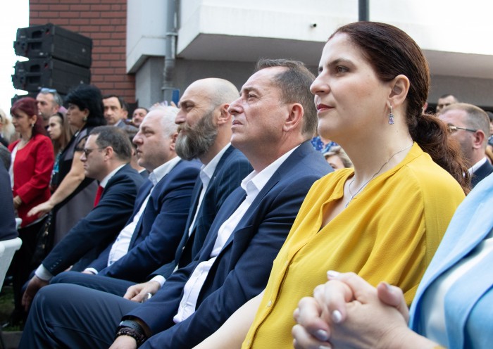 „ოცნების ქალაქში“ მცხოვრებლებს ახალი ბინები გადაეცათ