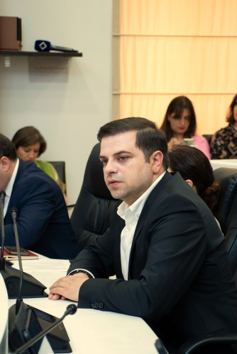 უმაღლეს საბჭოში, „მინისტრის საათის“ ფორმატში ნინო ნიჟარაძეს მოუსმინეს