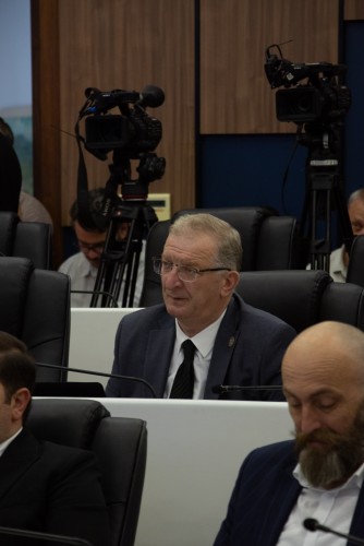 უმაღლეს საბჭოში აჭარის მთავრობის თავმჯდომარეს მოუსმინეს