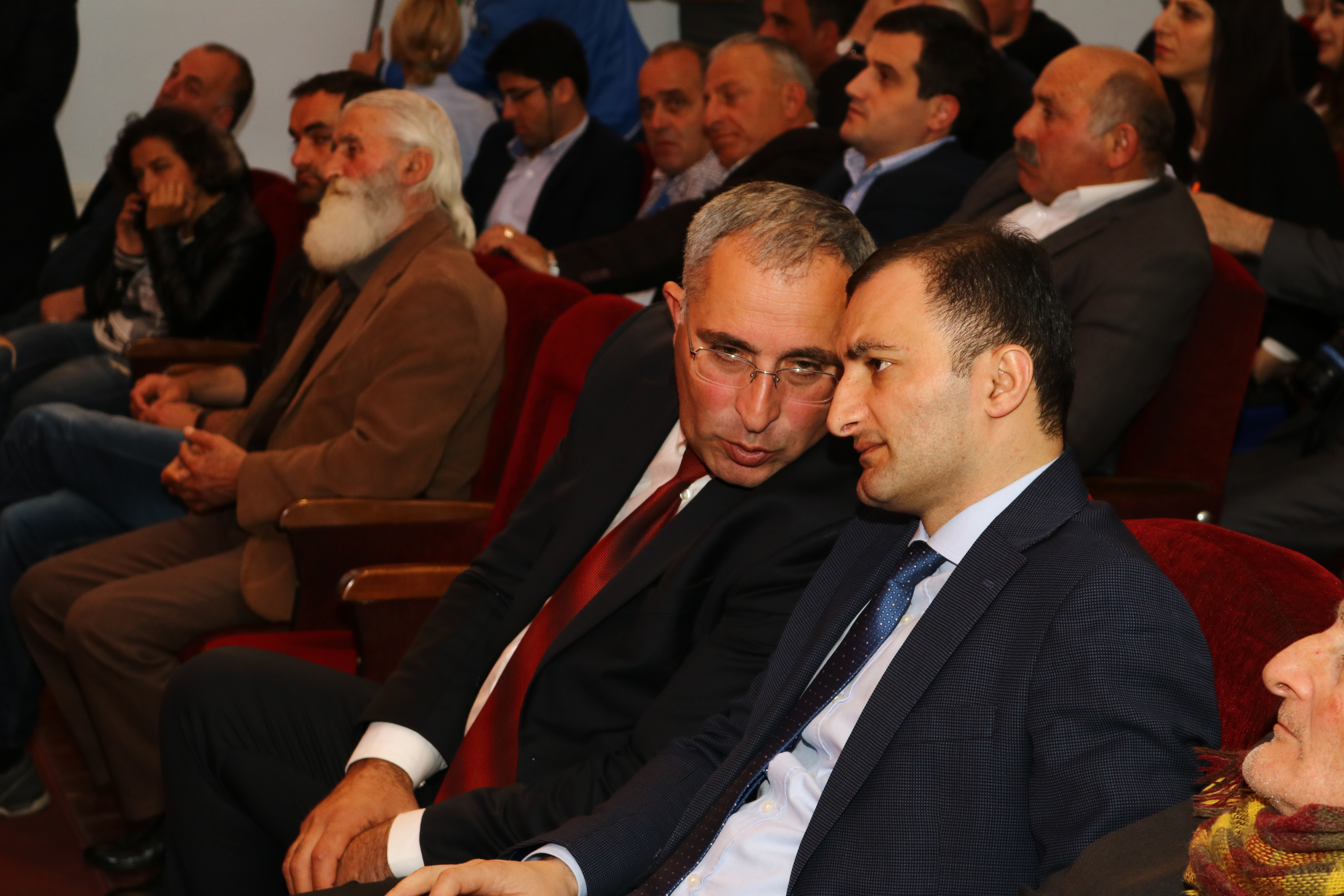 საკონსტიტუციო ცვლილებების საყოველთაო-სახალხო განხილვა ხულოში