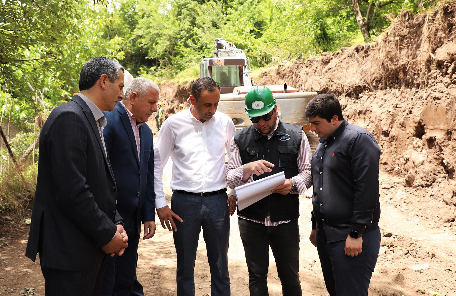 ჩანჩხალოში ასფალტობეტონის საფარის მოწყობის სამუშაოები მიმდინარეობს