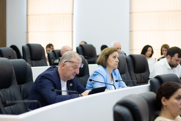 საგაზაფხულო სესია პლენარული სხდომით დაიხურა