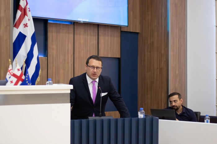 საგაზაფხულო სესია პლენარული სხდომით დაიხურა