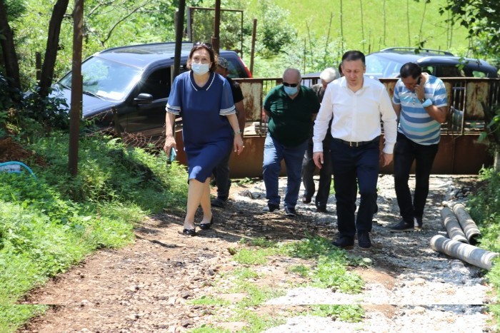 ფატი ხალვაშმა სოფელ საჩინოში ფერდსამაგრი სამუშაოები მოინახულა