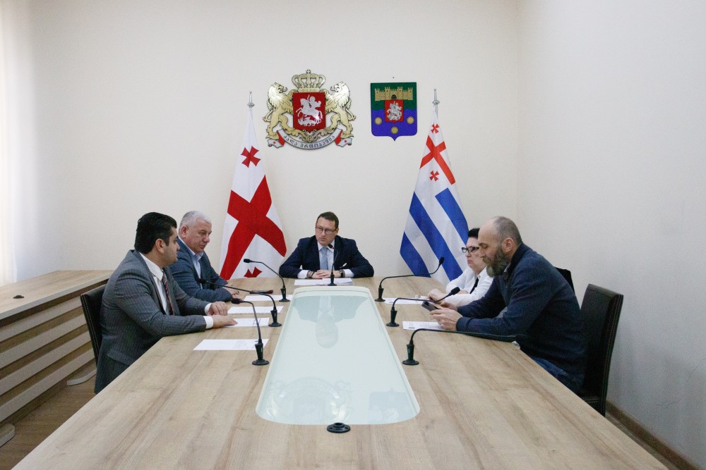 საკონსტიტუციო, იურიდიულ და საპროცედურო საკითხთა კომიტეტის სხდომა