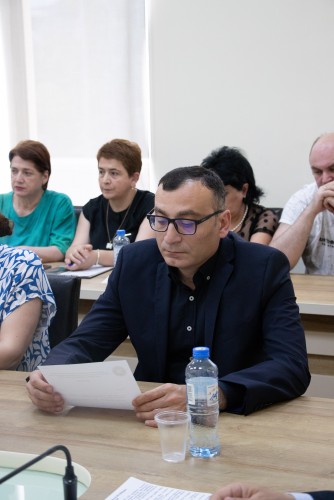 კომიტეტებმა სამინისტროებისა და უწყებების ძირითადი მონაცემებისა და მიმართულებების შესახებ ინფორმაცია მოისმინეს